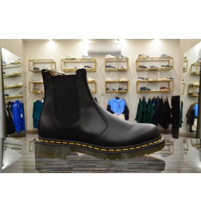 Dr Martens Smooth Chelsea Boots